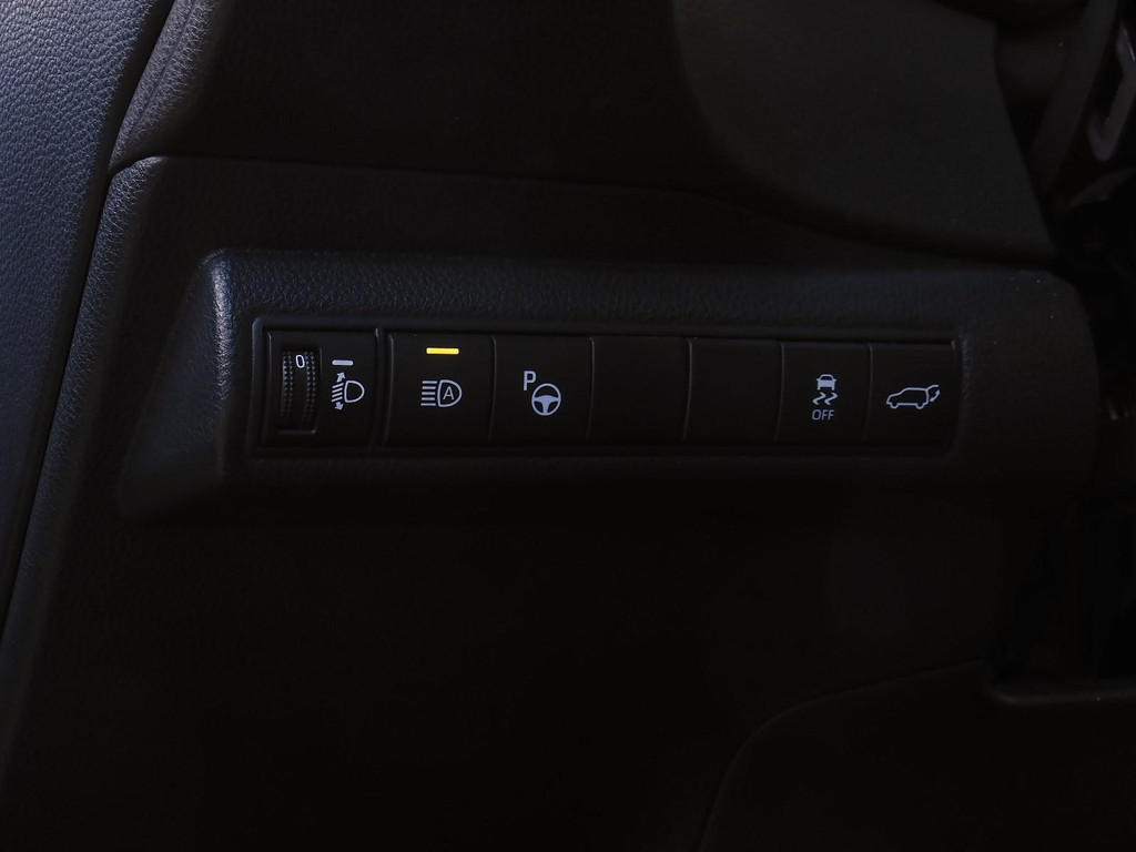 47134011-8.jpg
