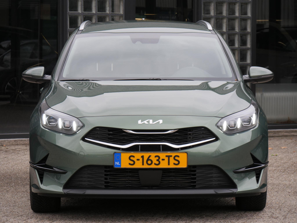 47915249-18.jpg