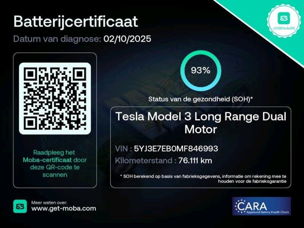 48477335-3.jpg